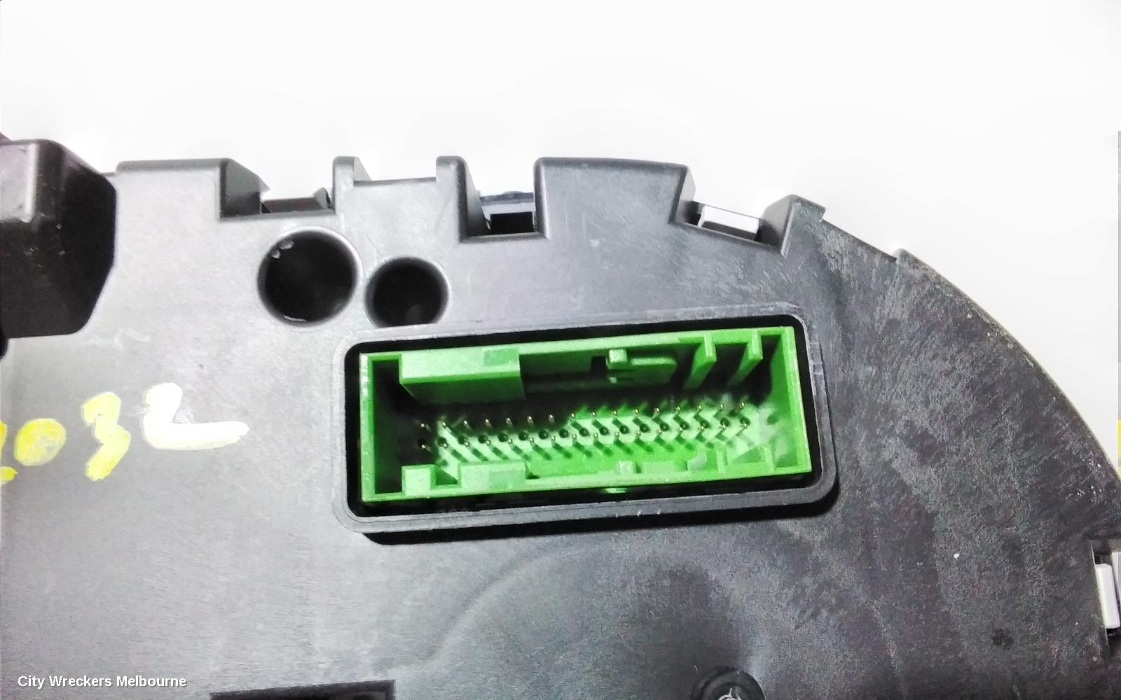 LAND ROVER RANGEROVER EVOQUE INSTRUMENT CLUSTER, DIESEL, 2.2, MANUAL T/M, L538, 11/2011 - 08/2015