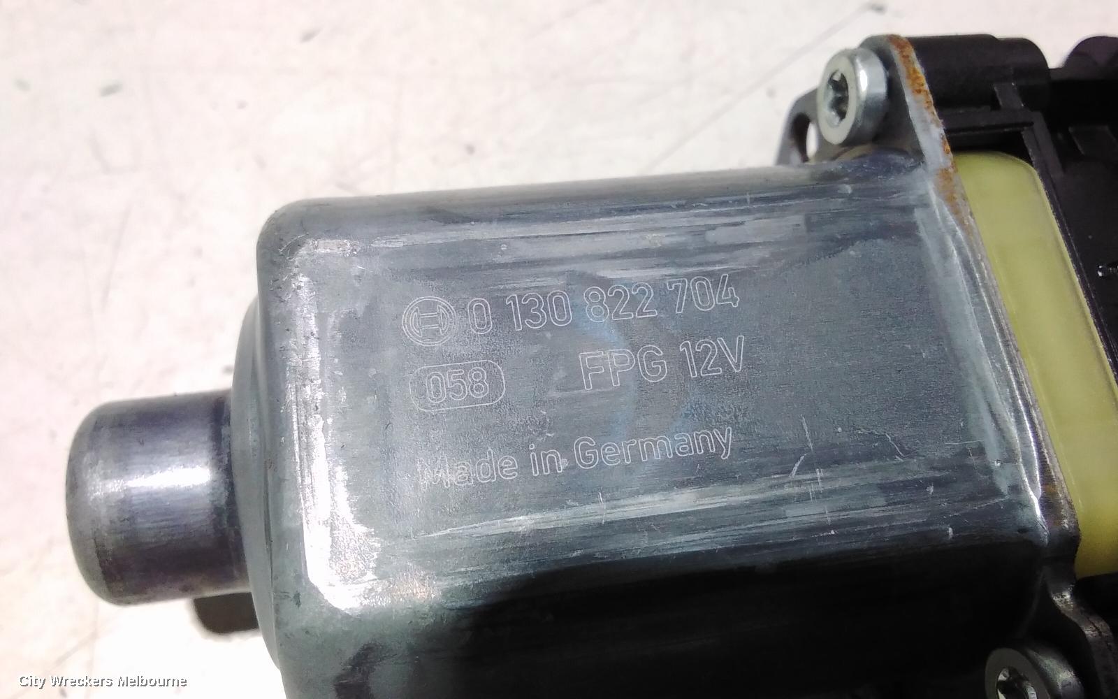 AUDI Q7 LEFT FRONT WINDOW REG/MOTOR, 4M, 07/2015 ONWARDS