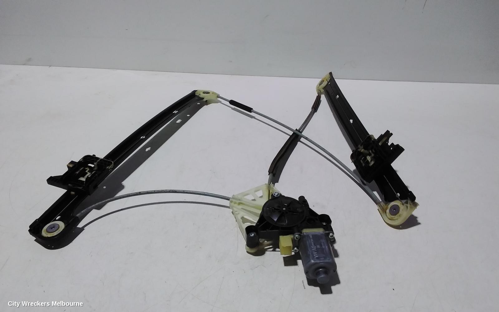 AUDI Q7 LEFT FRONT WINDOW REG/MOTOR, 4M, 07/2015 ONWARDS