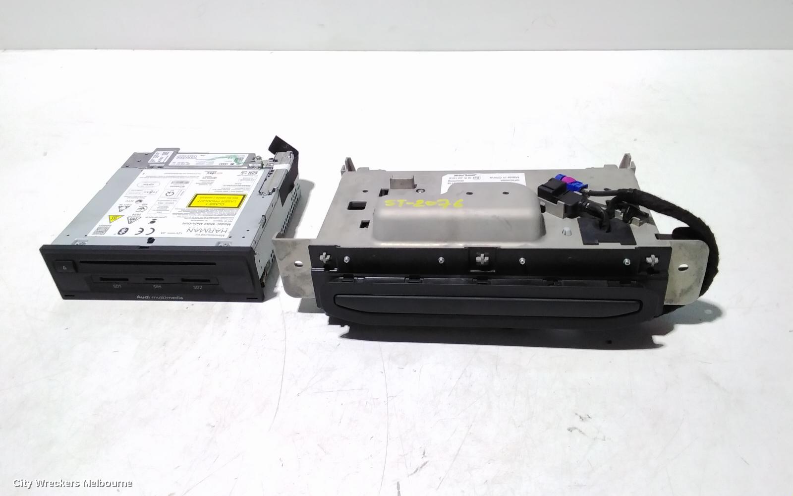 AUDI Q7 RADIO/CD/DVD/SAT/TV, DISPLAY SCREEN, 4M, 09/2015 - 03/2020