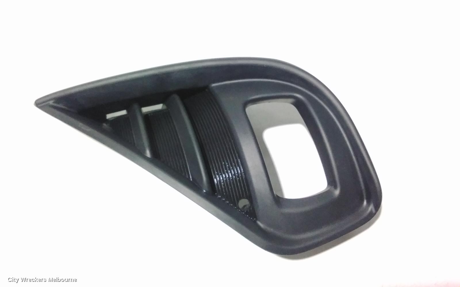 TOYOTA KLUGER RIGHT INDICATOR/FOG/SIDE, BUMPER FOGLAMP, LED TYPE, XU70 SERIES, 03/2021 ONWARDS