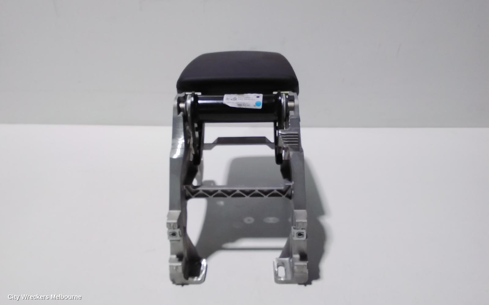 AUDI A4 CONSOLE, B9 8W, 10/2015 - 01/2025