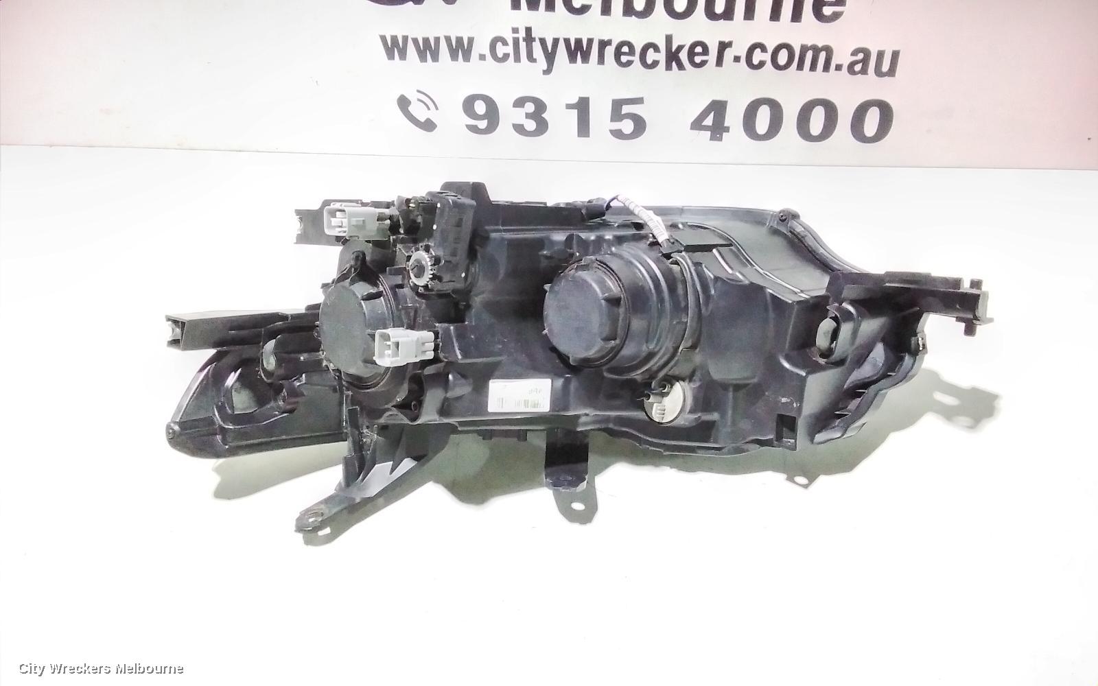 MITSUBISHI OUTLANDER RIGHT HEADLAMP, ZJ, HALOGEN, 10/2012 - 03/2015