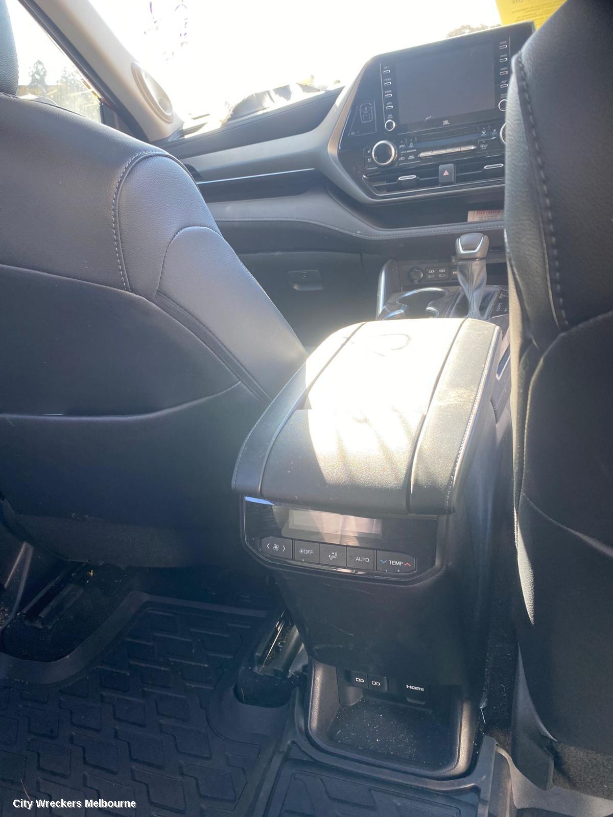 TOYOTA KLUGER COMPLETE INTERIOR, AXUH78/GSU70/GSU75, GX, LEATHERETTE, BLACK, 03/2021 ONWARDS