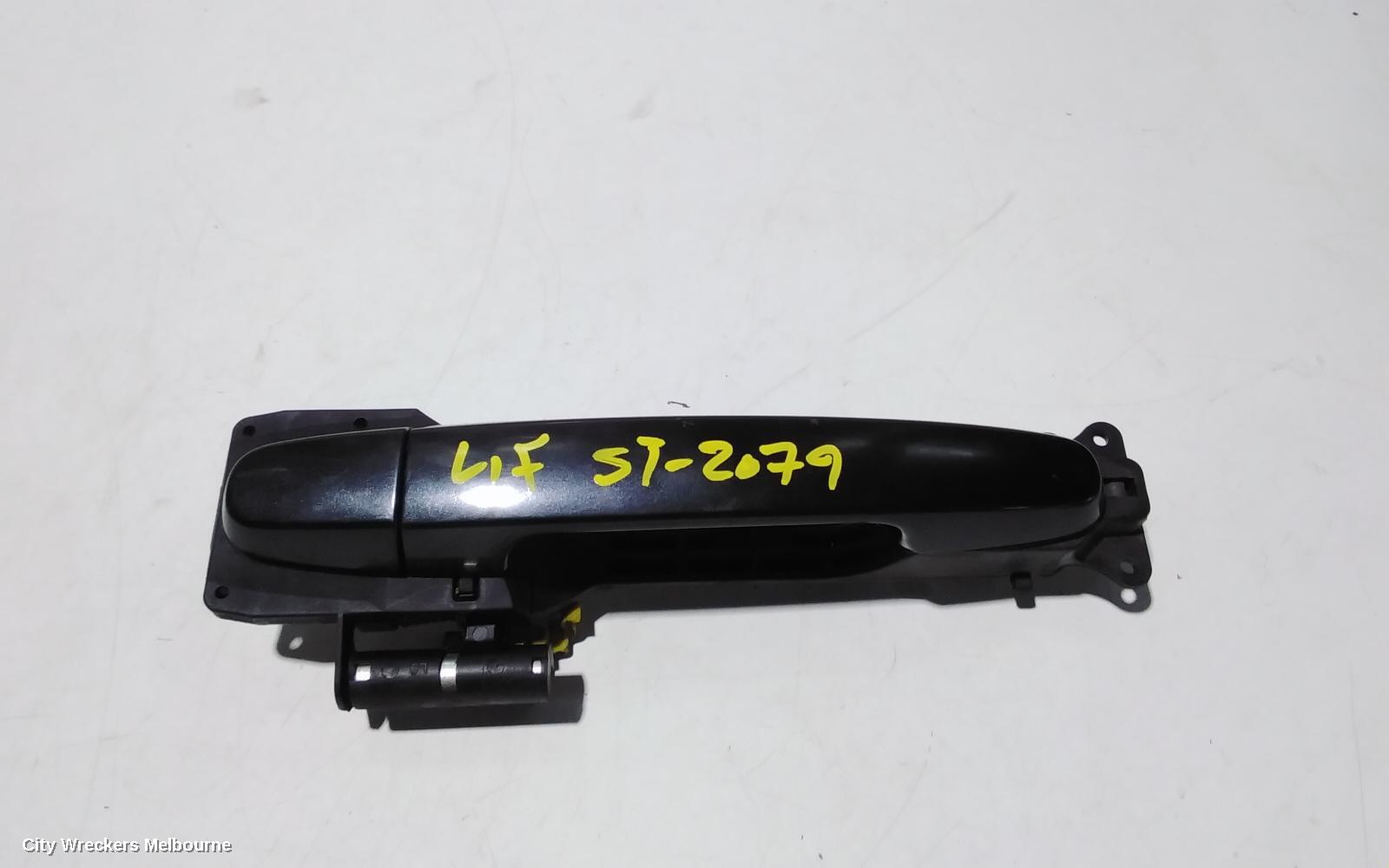 TOYOTA COROLLA DOOR HANDLE, OUTER, LH FRONT, ZZE122, 12/2001 - 06/2007