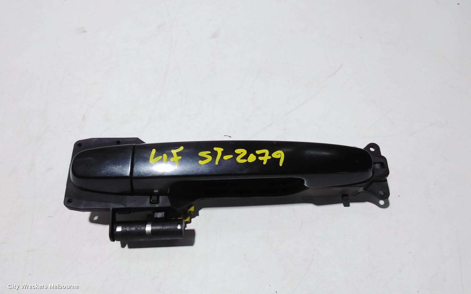TOYOTA COROLLA DOOR HANDLE, OUTER, LH FRONT, ZZE122, 12/2001 - 06/2007
