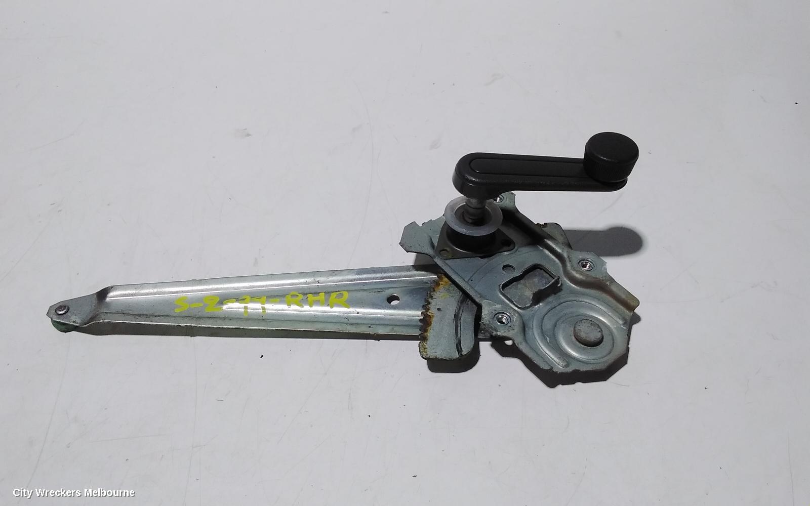 TOYOTA COROLLA RIGHT REAR WND REG/MOTOR, ZZE122, MANUAL, 12/2001 - 06/2007