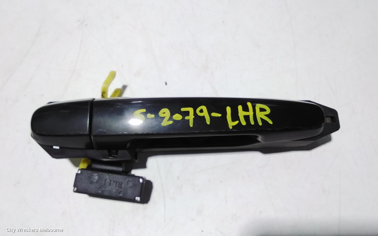 TOYOTA COROLLA DOOR HANDLE, OUTER, LH REAR, COLOUR CODED, ZZE122, 12/2001 - 06/2007