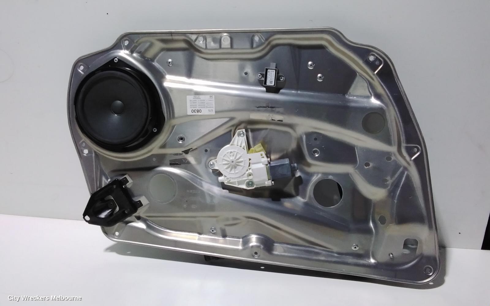 MERCEDES C CLASS LEFT FRONT WINDOW REG/MOTOR, W204, DOOR REG AND MOTOR ASSY, 07/2007 - 04/2011