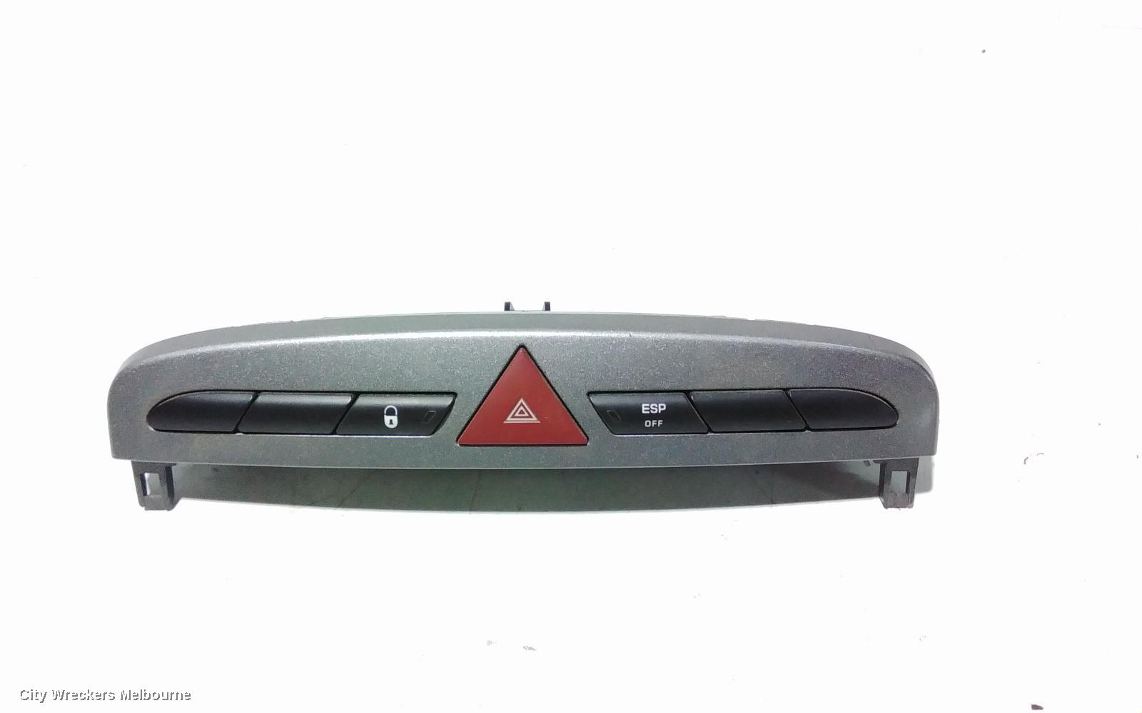 PEUGEOT 308, T7, 09/2007 - 01/2014, HAZARD LIGHT SWITCHES: 93441