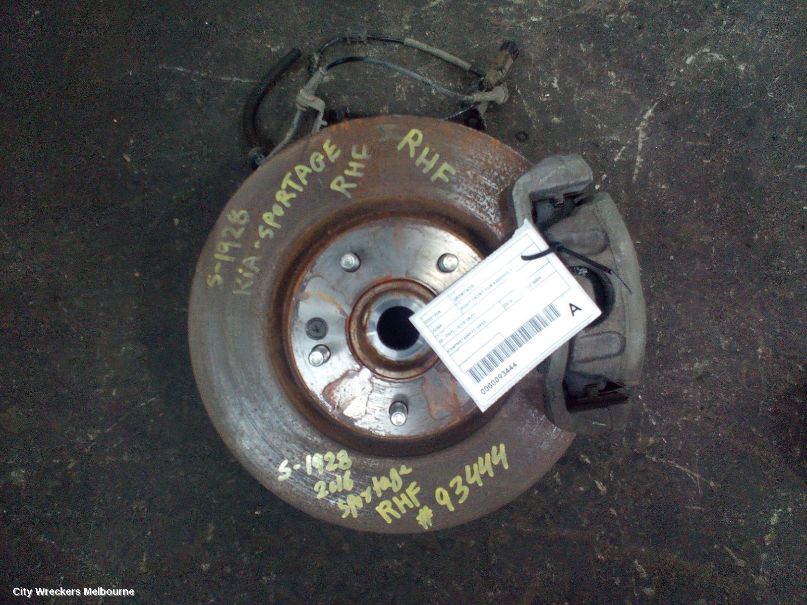 KIA SPORTAGE RIGHT FRONT HUB ASSEMBLY, QL, FWD, 10/2015 - 08/2021