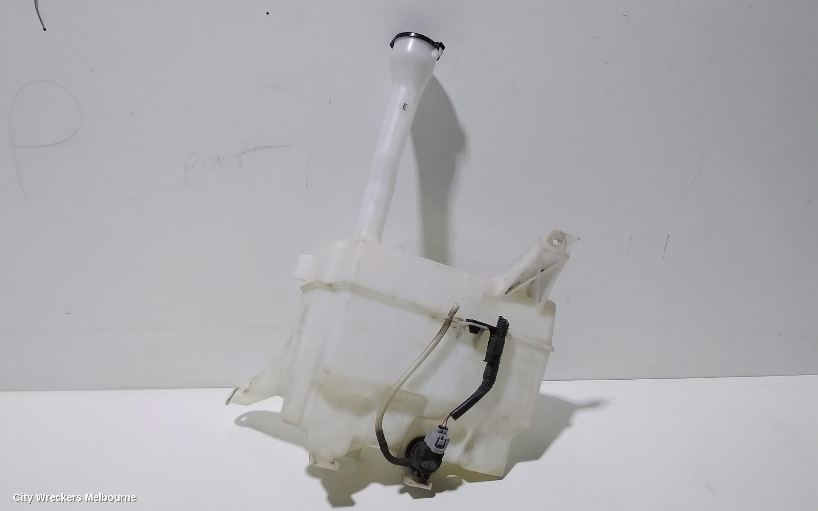TOYOTA CAMRY WASHER BOTTLE, ASV50/AVV50, 12/2011 - 10/2017