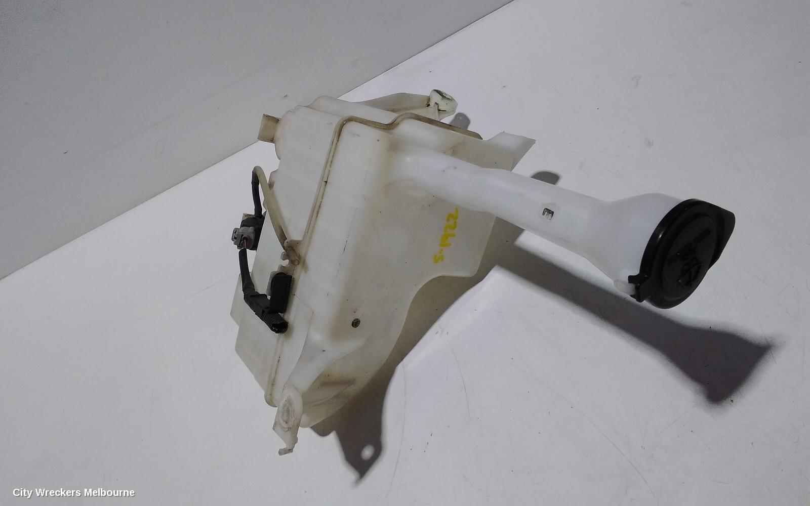 TOYOTA CAMRY WASHER BOTTLE, ASV50/AVV50, 12/2011 - 10/2017