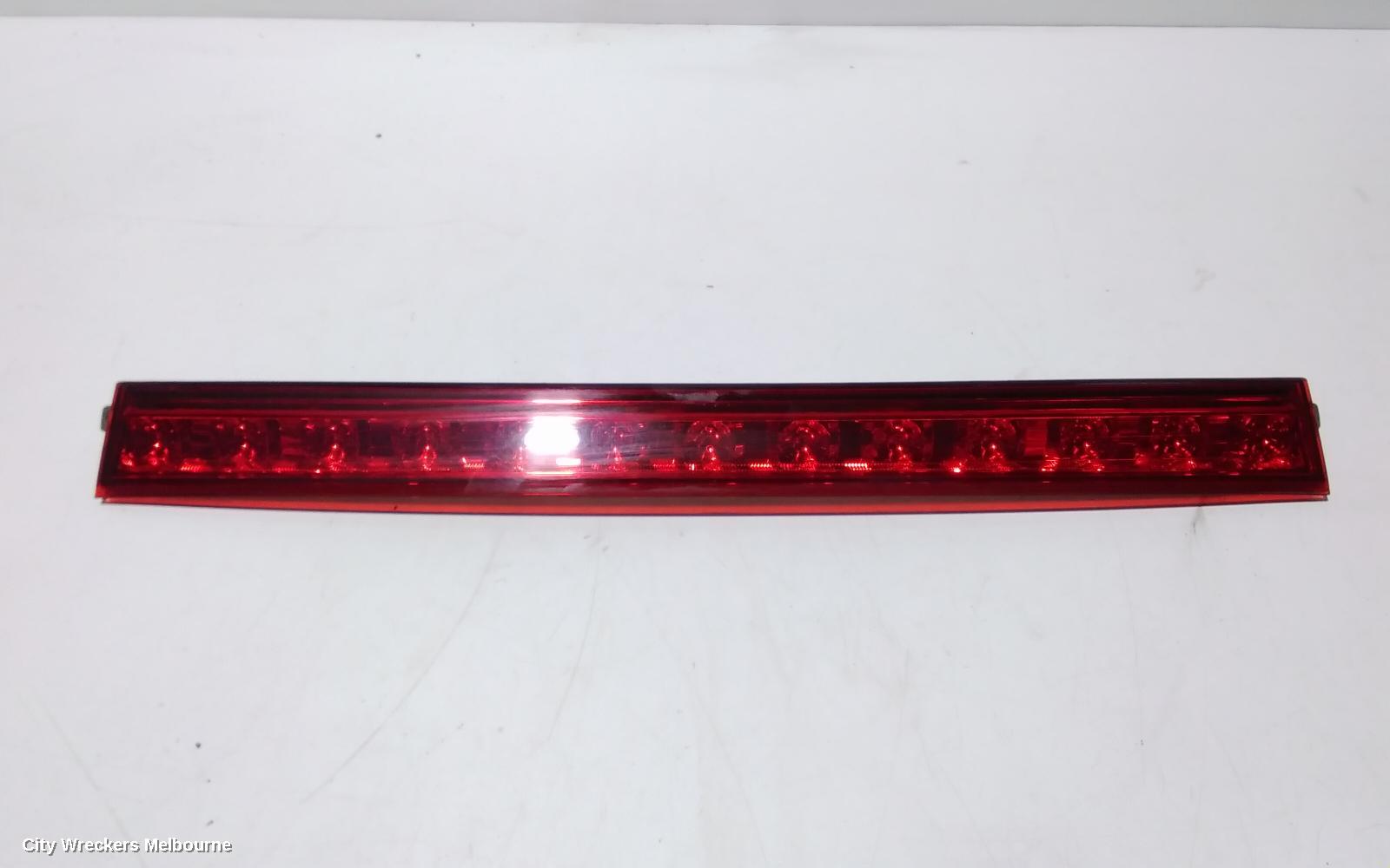 TOYOTA TARAGO REAR GARNISH, TAILGATE GARNISH (CENTRE), ACR50R, 03/2006 - 06/2020