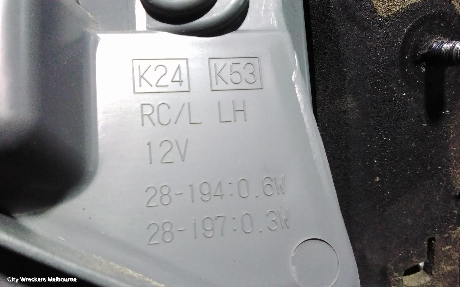TOYOTA TARAGO REAR GARNISH, TAILGATE LAMP (LH SIDE), ACR50R, 03/2006 - 12/2008