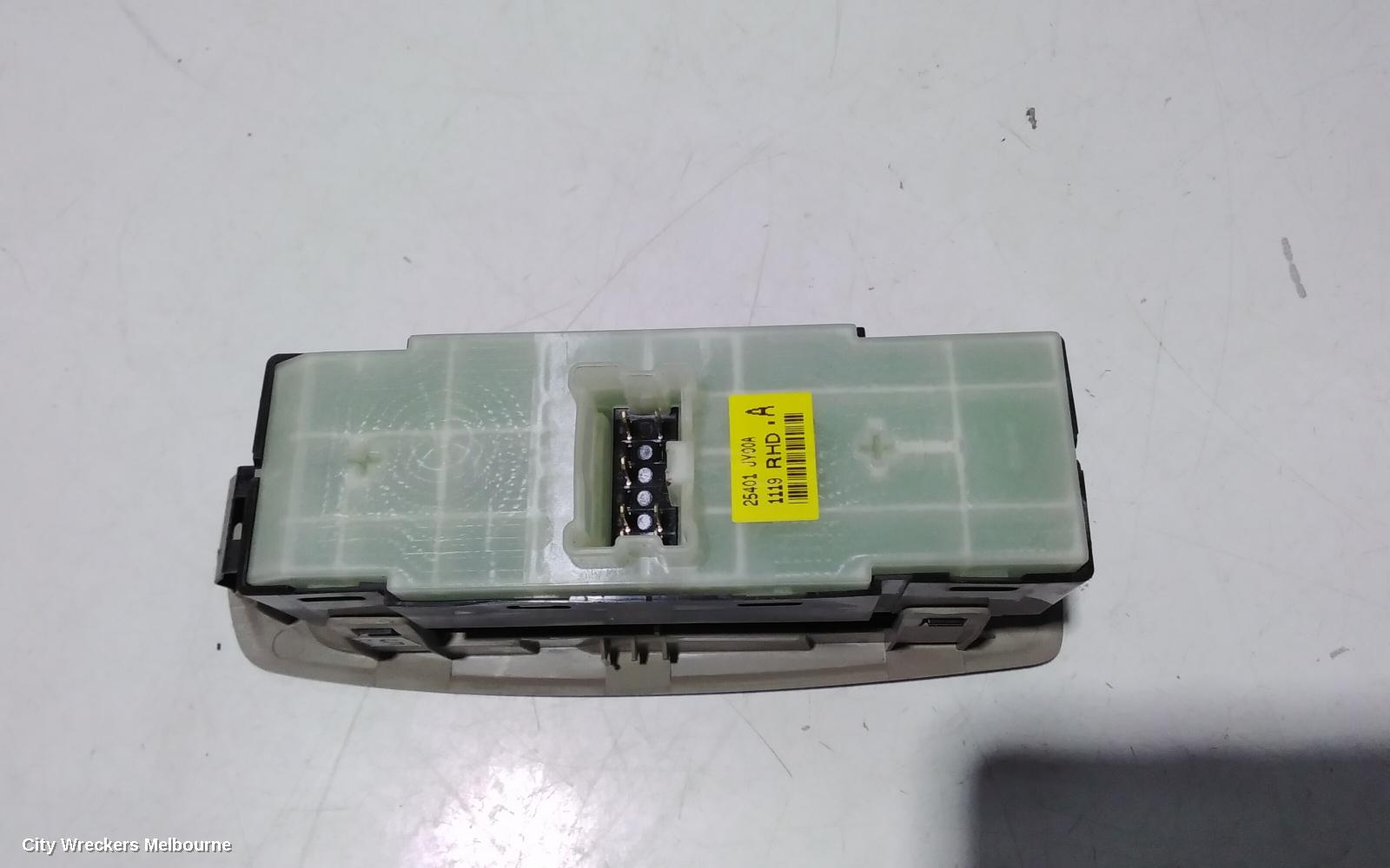 RENAULT KALEOS PWR DR WIND SWITCH, RH FRONT (MASTER SWITCH), H45, 07/2011 - 04/2016