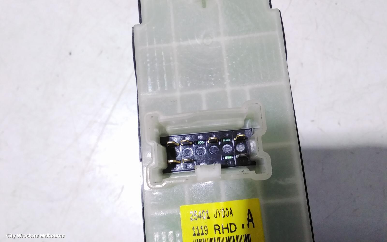 RENAULT KALEOS PWR DR WIND SWITCH, RH FRONT (MASTER SWITCH), H45, 07/2011 - 04/2016
