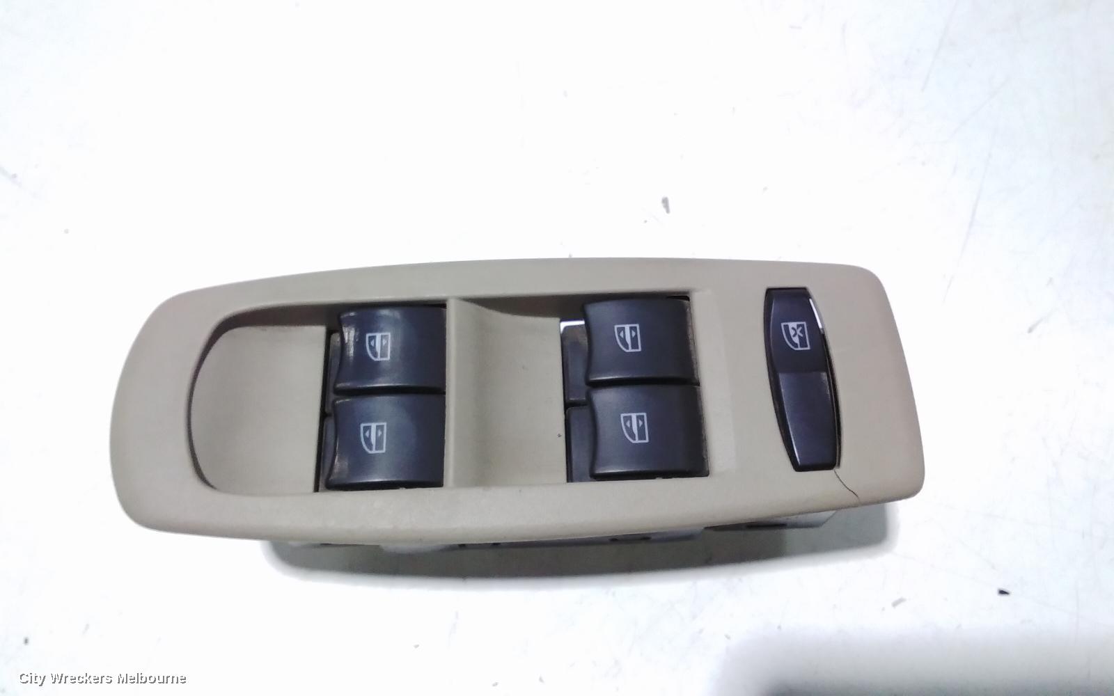 RENAULT KALEOS PWR DR WIND SWITCH, RH FRONT (MASTER SWITCH), H45, 07/2011 - 04/2016
