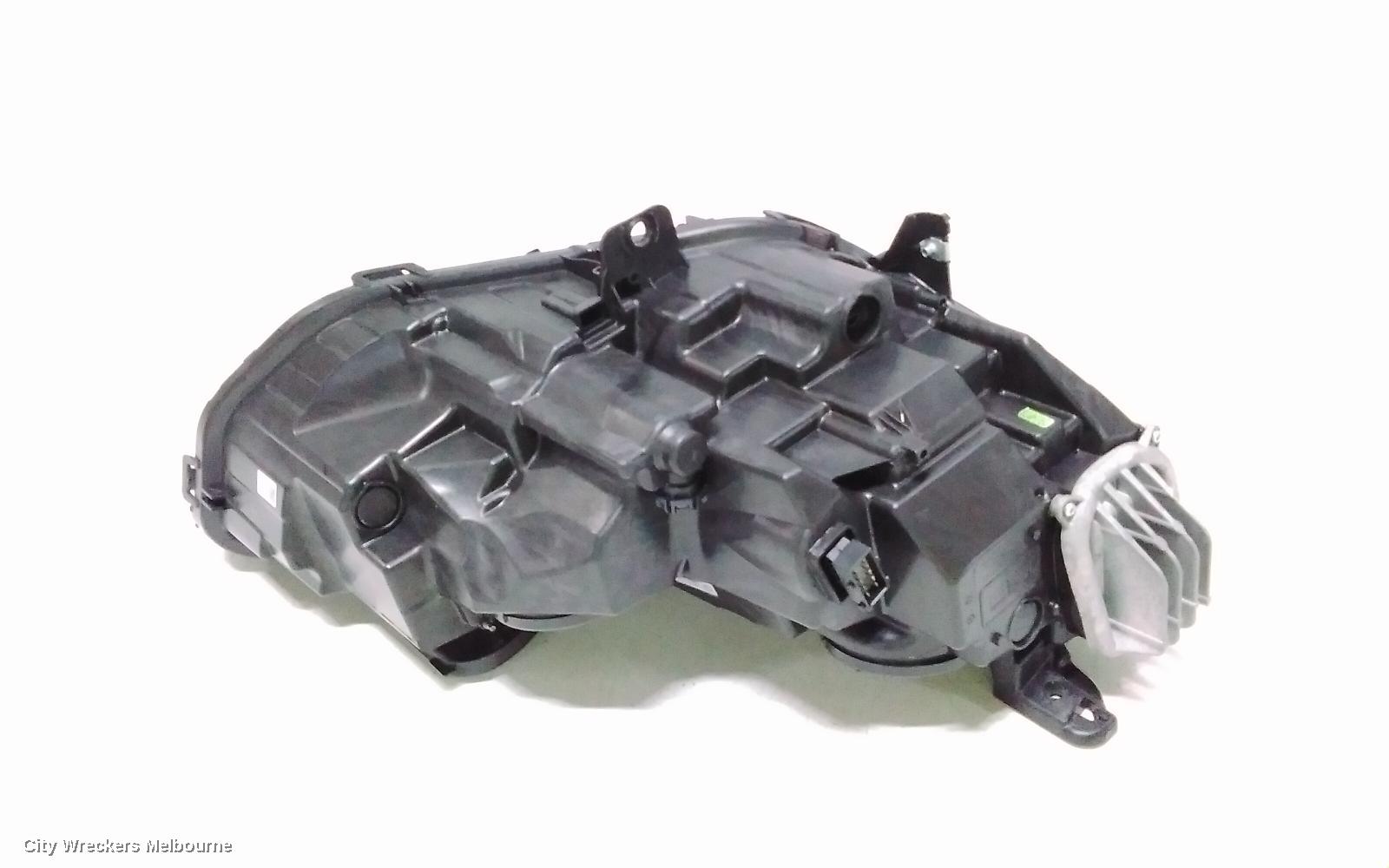 HOLDEN COMMODORE LEFT HEADLAMP, ZB, HALOGEN TYPE, 10/2017 - 12/2020
