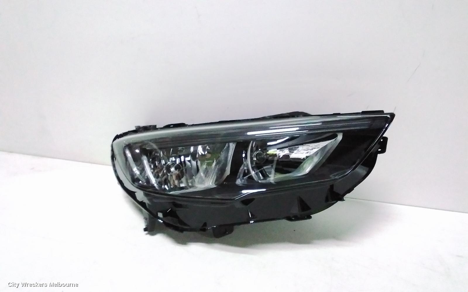 HOLDEN COMMODORE RIGHT HEADLAMP, ZB, HALOGEN TYPE, 10/2017 - 12/2020