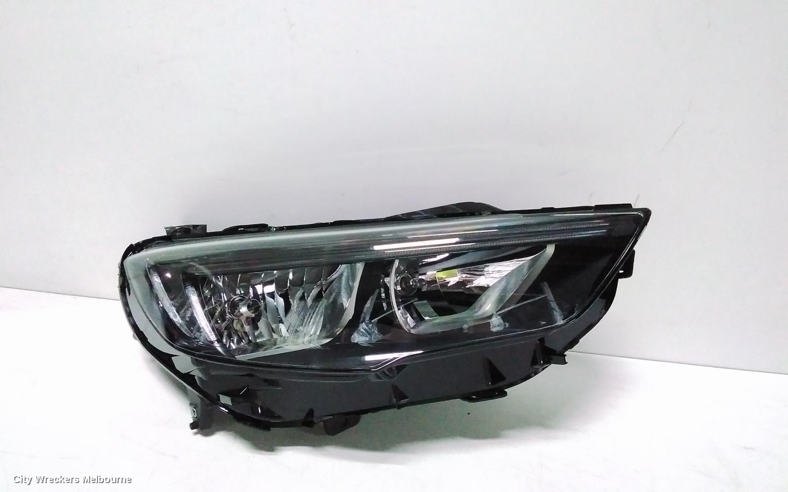 HOLDEN COMMODORE RIGHT HEADLAMP, ZB, HALOGEN TYPE, 10/2017 - 12/2020