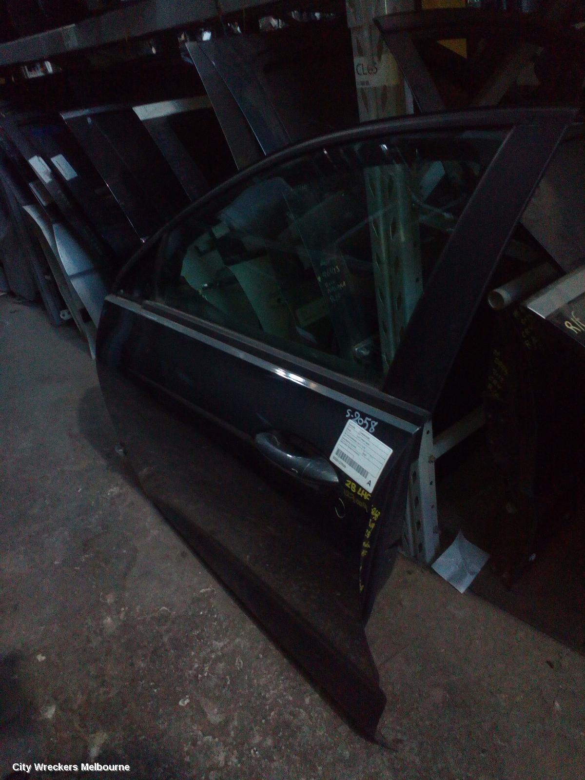 HOLDEN COMMODORE LEFT FRONT DOOR, ZB, HATCH/WAGON, 10/2017 - 12/2020