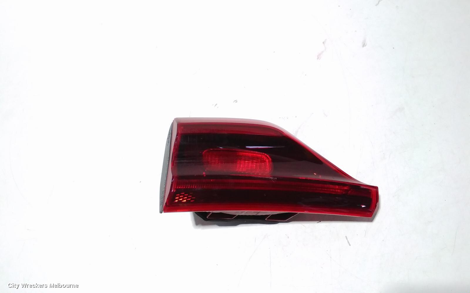 KIA SPORTAGE REAR GARNISH, TAILGATE LAMP (RH SIDE), SI PREMIUM/SI, QL, 07/2018 - 08/2021