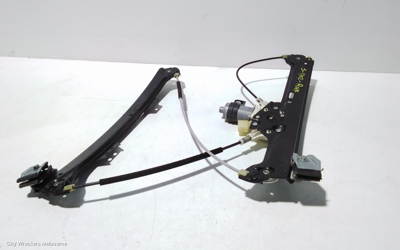 BMW 5 SERIES RIGHT FRONT WINDOW REG/MOTOR, E60, 10/2003 - 04/2010