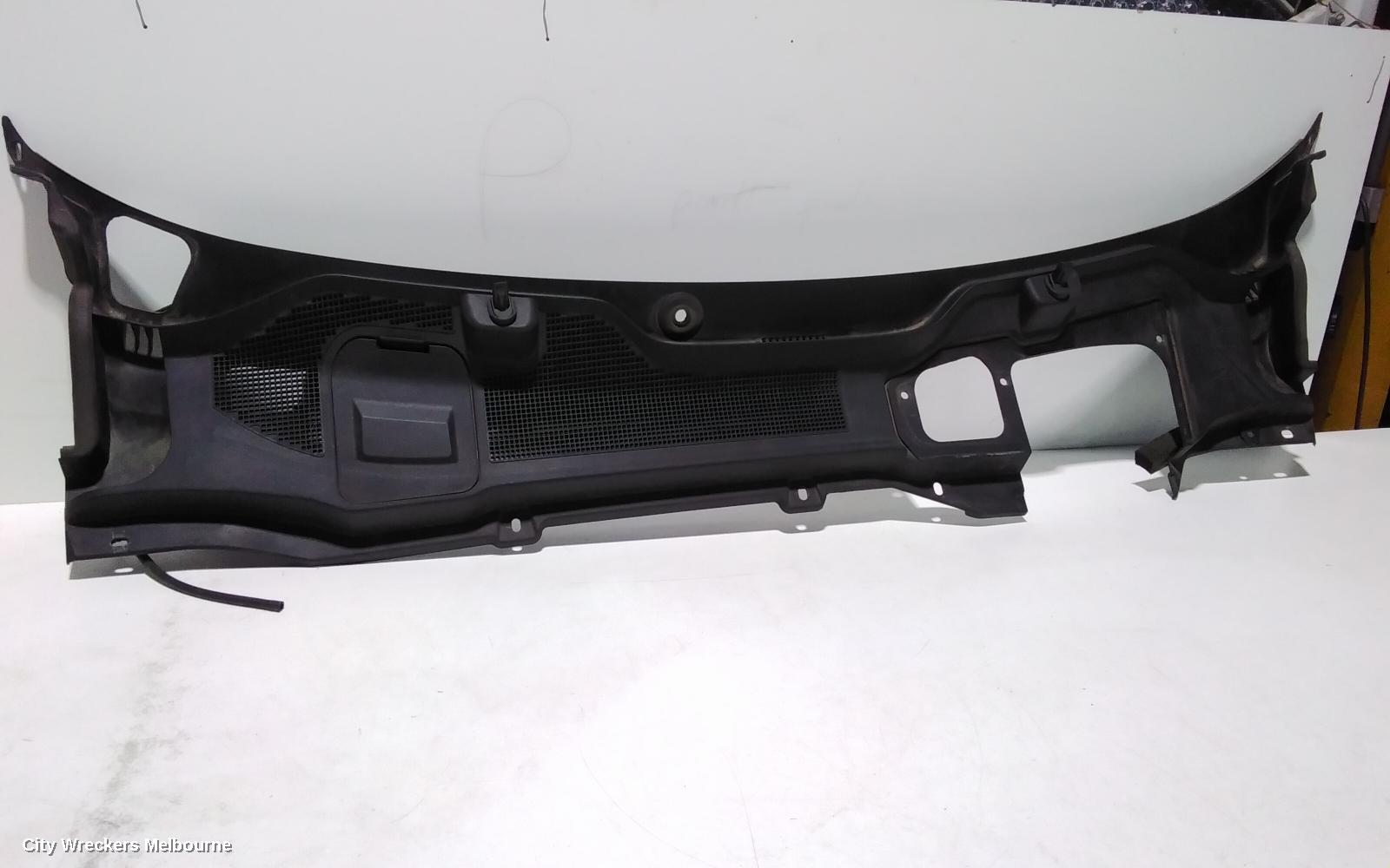 LAND ROVER DISCOVERY SPORT PLENUM CHAMBER, L550, 01/2015 ONWARDS
