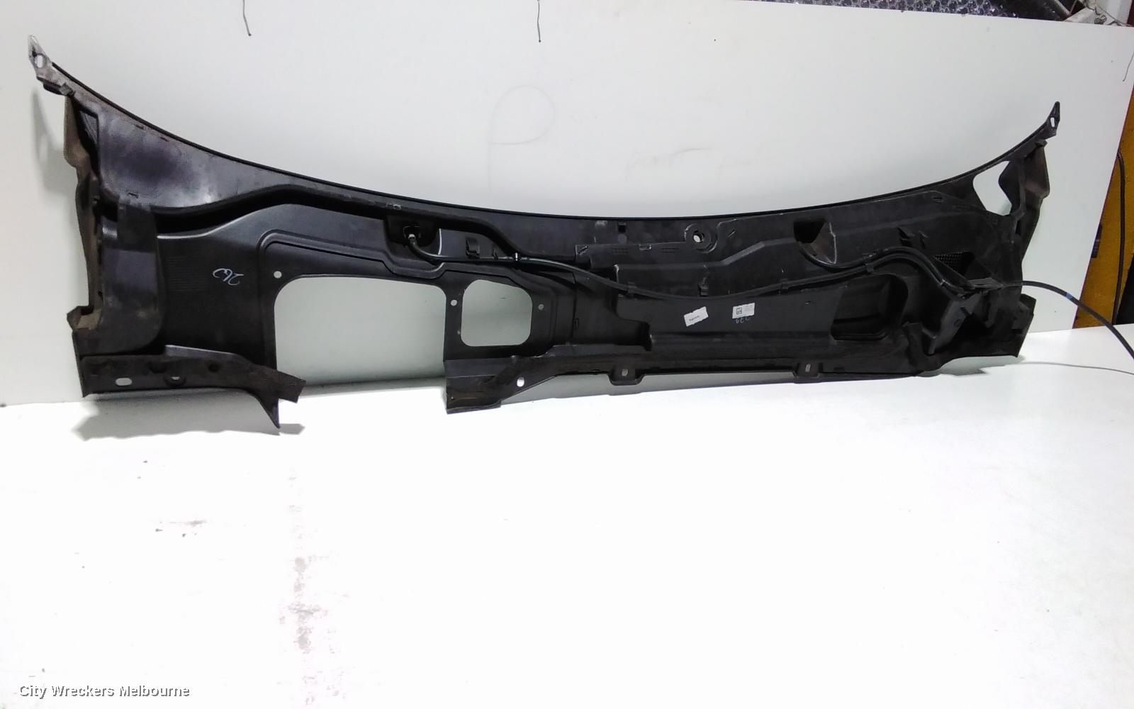 LAND ROVER DISCOVERY SPORT PLENUM CHAMBER, L550, 01/2015 ONWARDS
