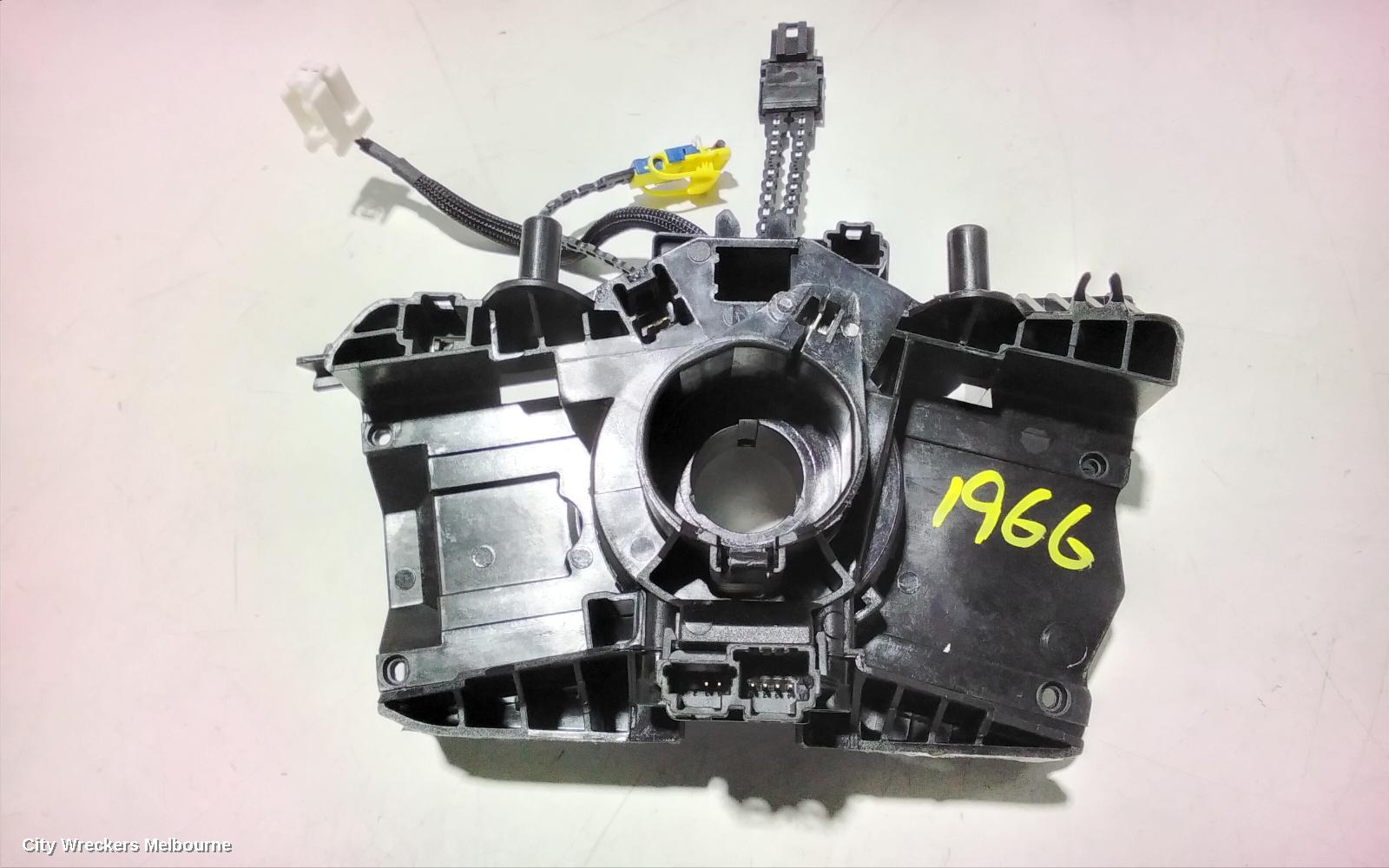 RENAULT CLIO AIRBAG MODULE/SENSOR, CLOCKSPRING, X98, 09/2013 - 10/2019
