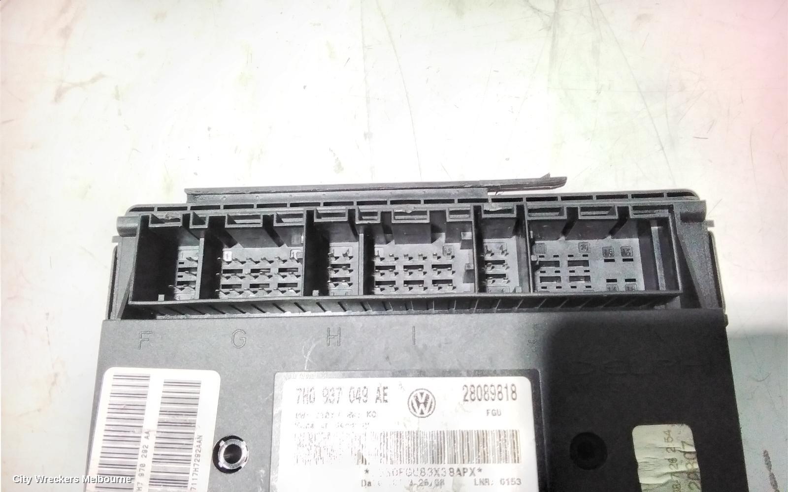 VOLKSWAGEN TRANSPORTER ECU, BCM, P/N 7H0937049AE, T5, 08/2004 - 02/2010