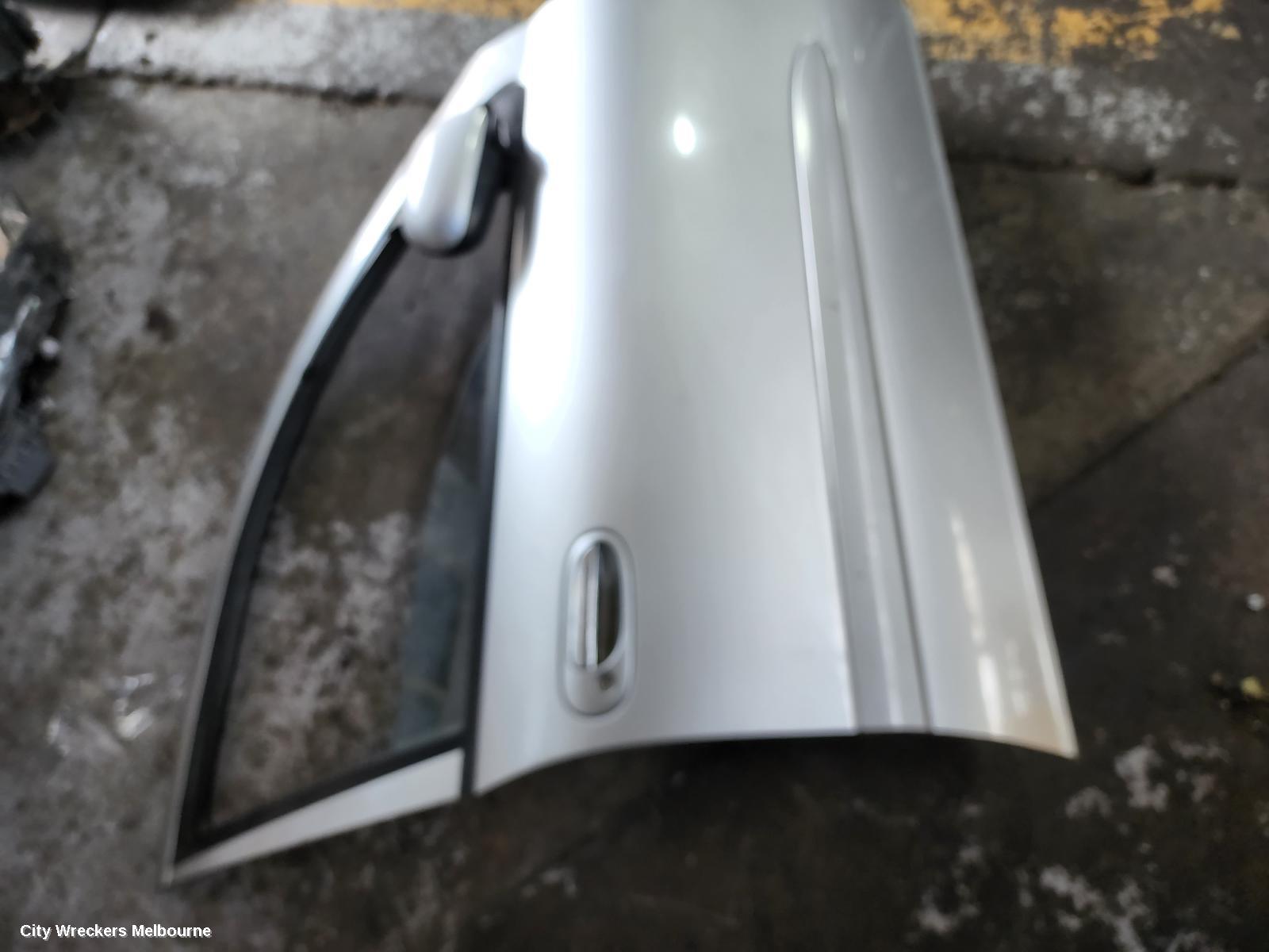 NISSAN PULSAR RIGHT FRONT DOOR, N16 SI-II, SEDAN, 05/2000 - 12/2005
