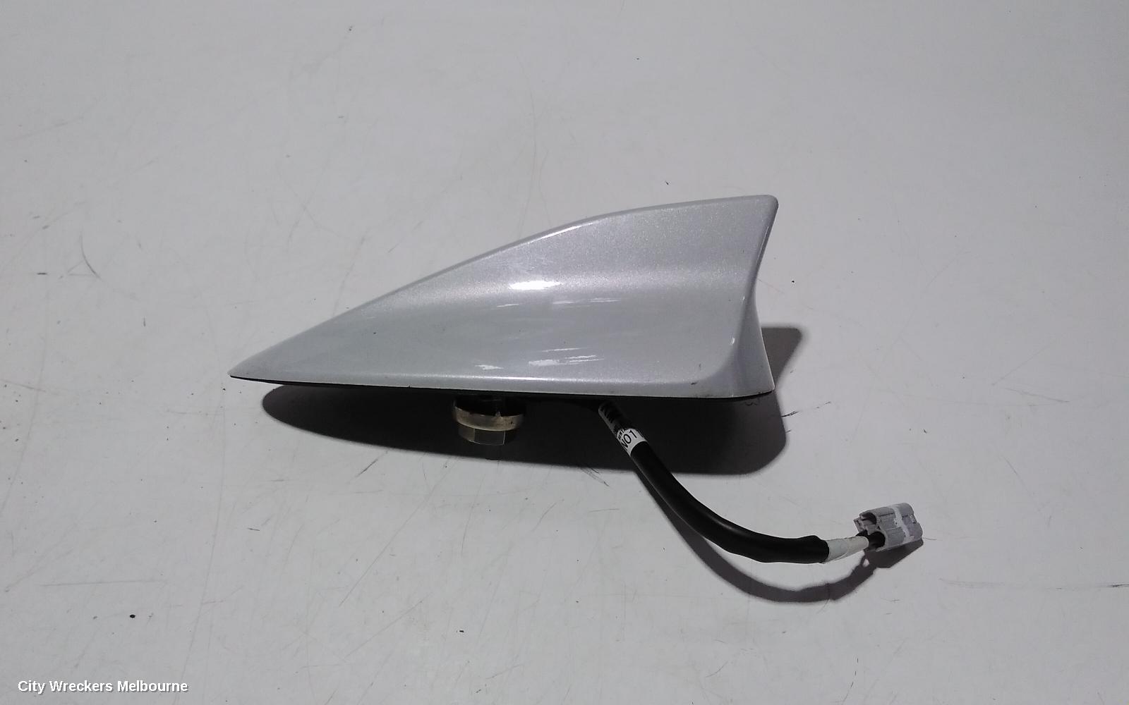 MAZDA CX3 ANTENNA, DK, 03/2015 ONWARDS