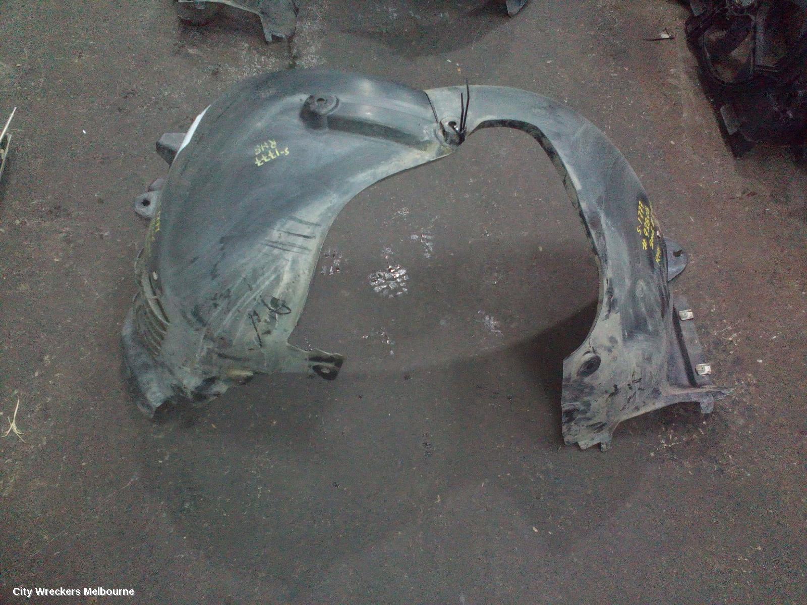 MERCEDES E CLASS RIGHT GUARD LINER, W211/S211, FRONT, 08/2002 - 12/2009