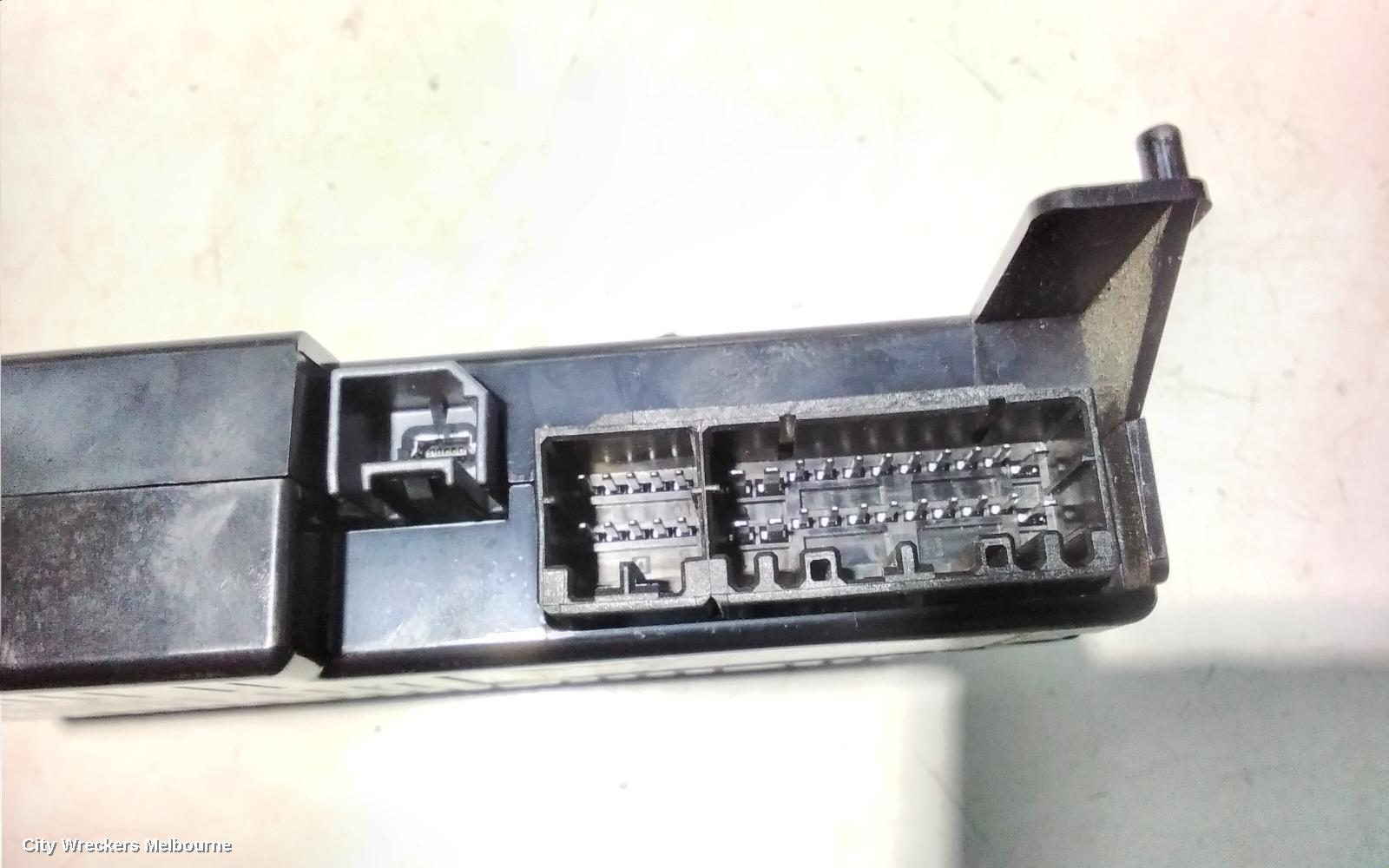 CHRYSLER 300C ECU, BLUETOOTH MODULE, LX, 07/2012 ONWARDS