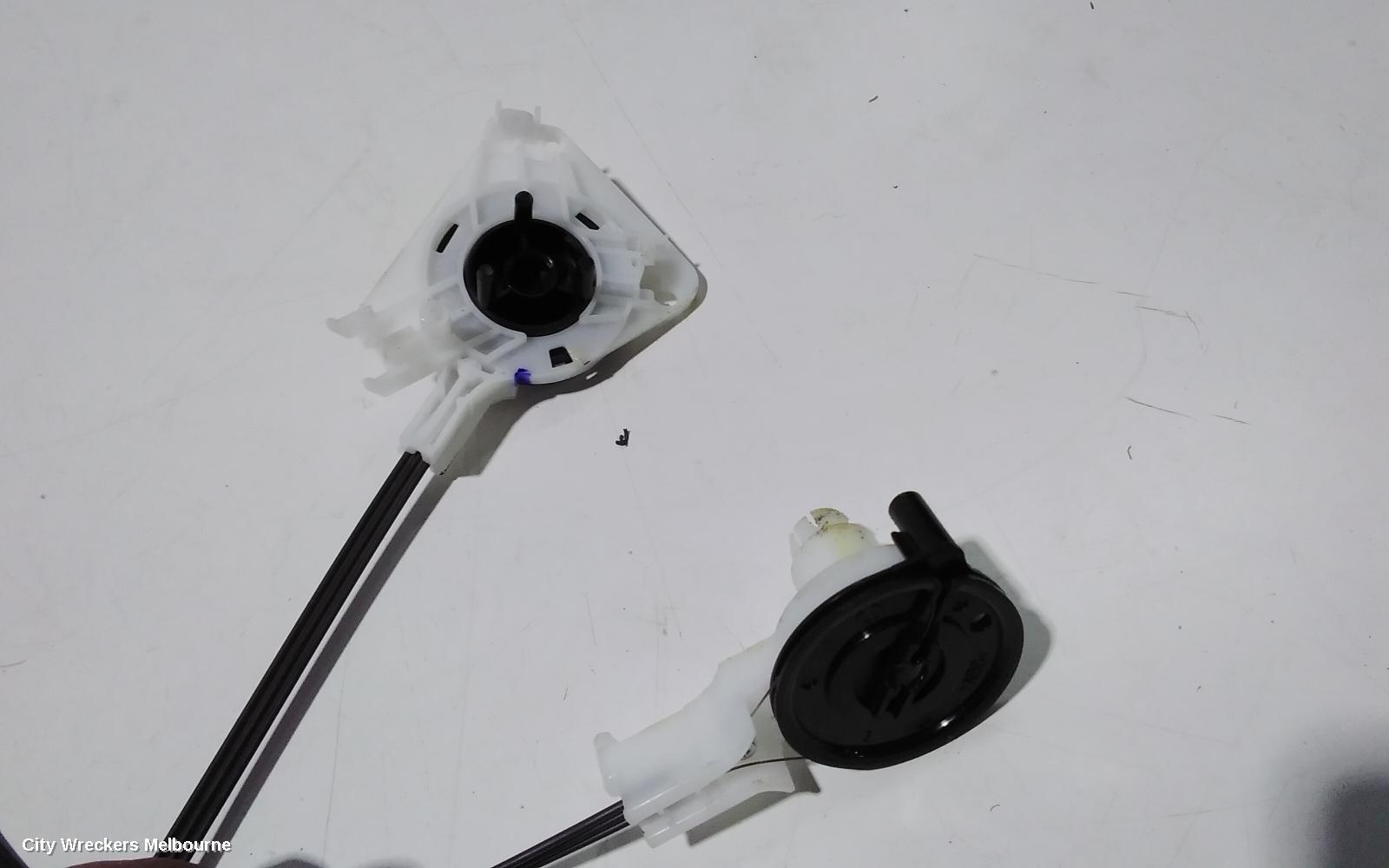 TOYOTA HIACE HEATER/AC CONTROLS, DUAL ZONE TYPE, 300 SERIES, 04/2019 ONWARDS