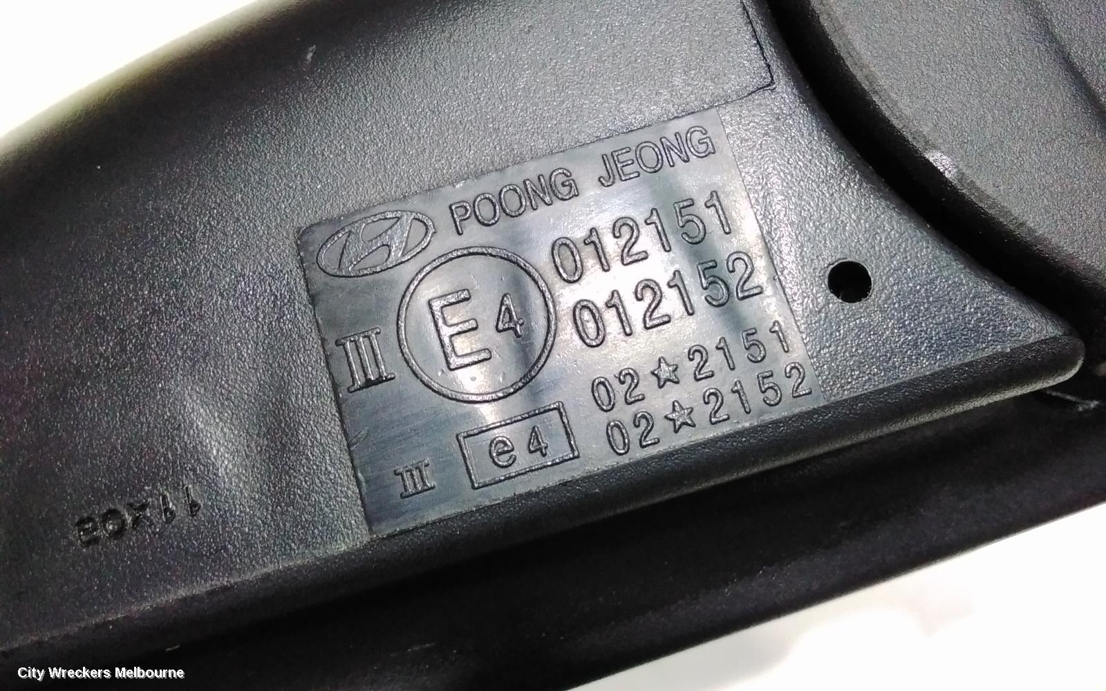 HYUNDAI ELANTRA RIGHT DOOR MIRROR, XD, POWER, COLOUR CODED, 10/2003 - 07/2006