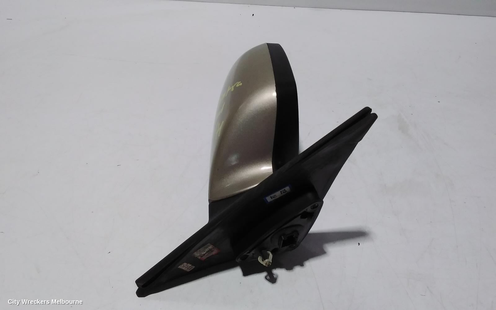 HYUNDAI ELANTRA RIGHT DOOR MIRROR, XD, POWER, COLOUR CODED, 10/2003 - 07/2006