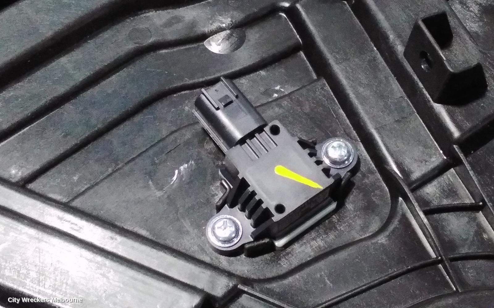HYUNDAI TUCSON LEFT FRONT WINDOW REG/MOTOR, TL, DOOR REG ASSY (REG AND MOTOR), ACTIVE X, 07/2015 - 01/2021