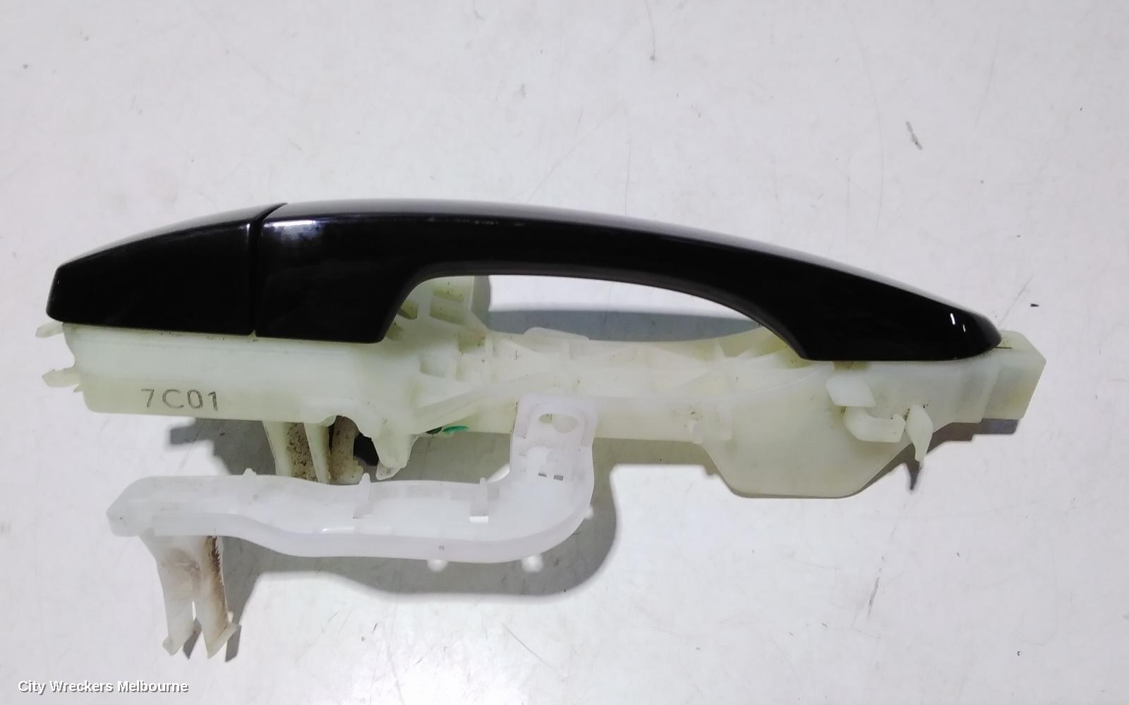 HYUNDAI TUCSON DOOR HANDLE, OUTER, LH FRONT, NON KEYLESS ENTRY TYPE, TL, 07/2015 - 01/2021