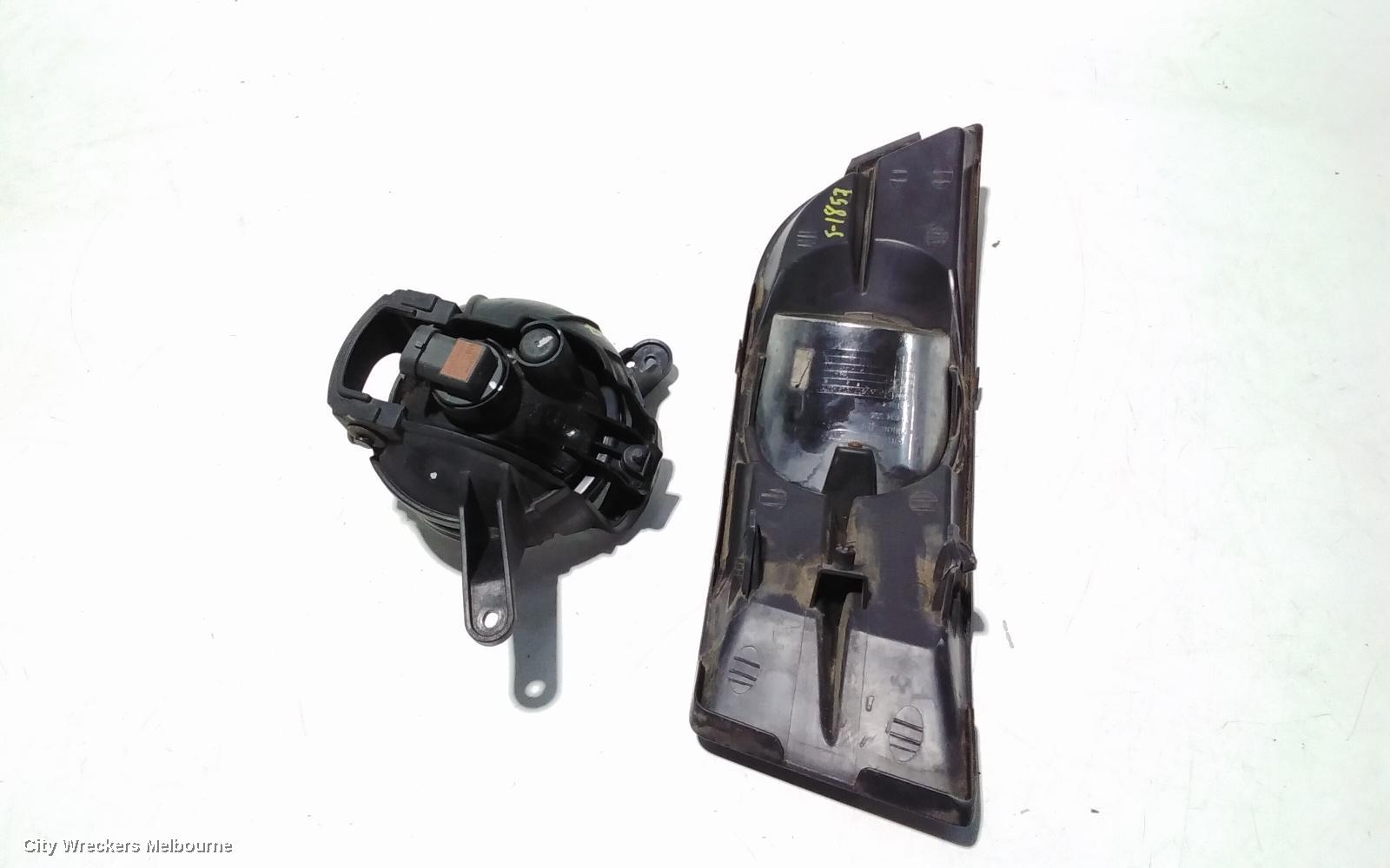 HOLDEN CRUZE RIGHT INDICATOR/FOG/SIDE, BUMPER FOGLAMP, JG-JH, 03/2009 - 12/2014