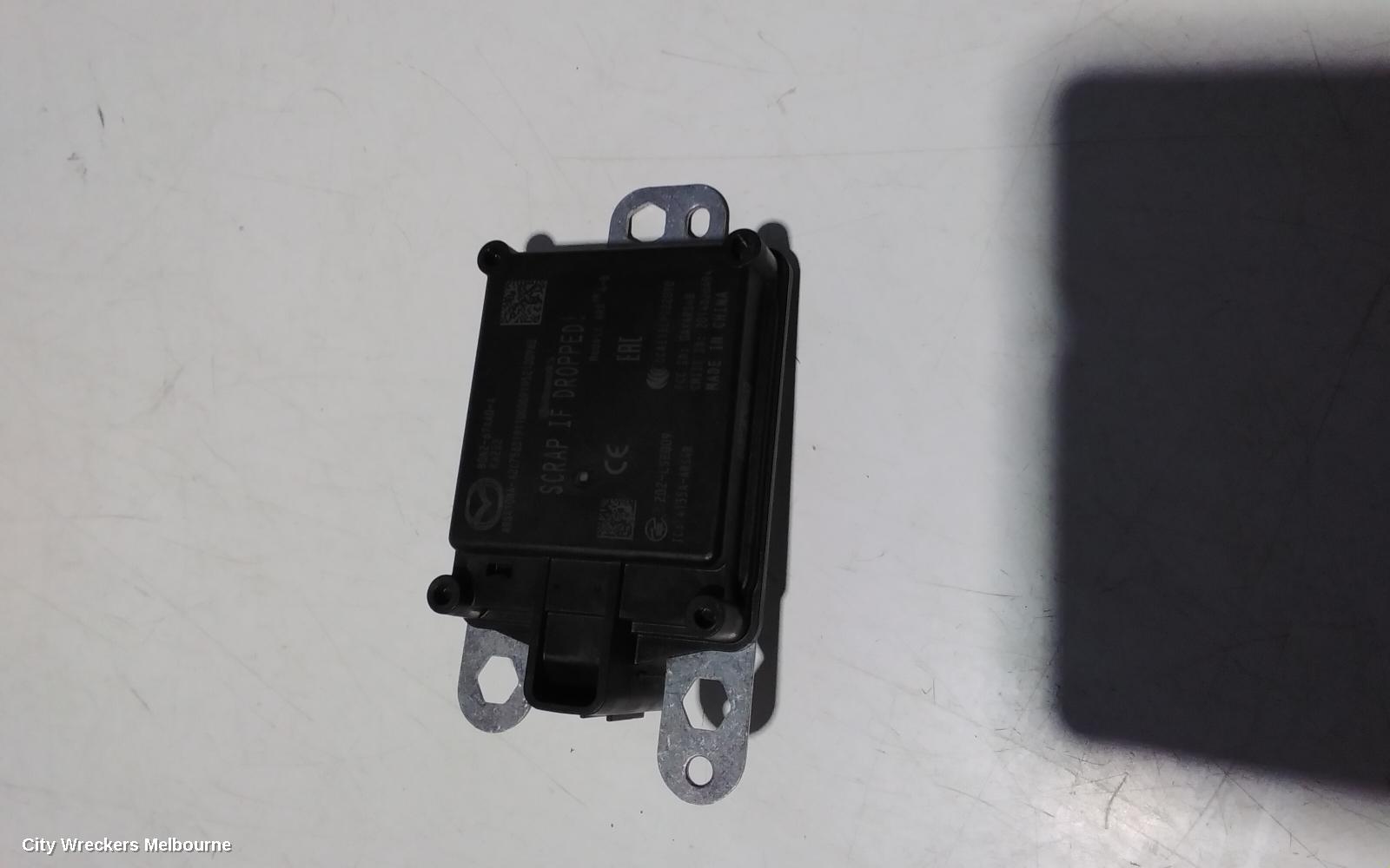 MAZDA 3, BP, 03/2019 ONWARDS, DISTANCE SENSOR B0N2-67XA0-A FRONT RADAR: 93886