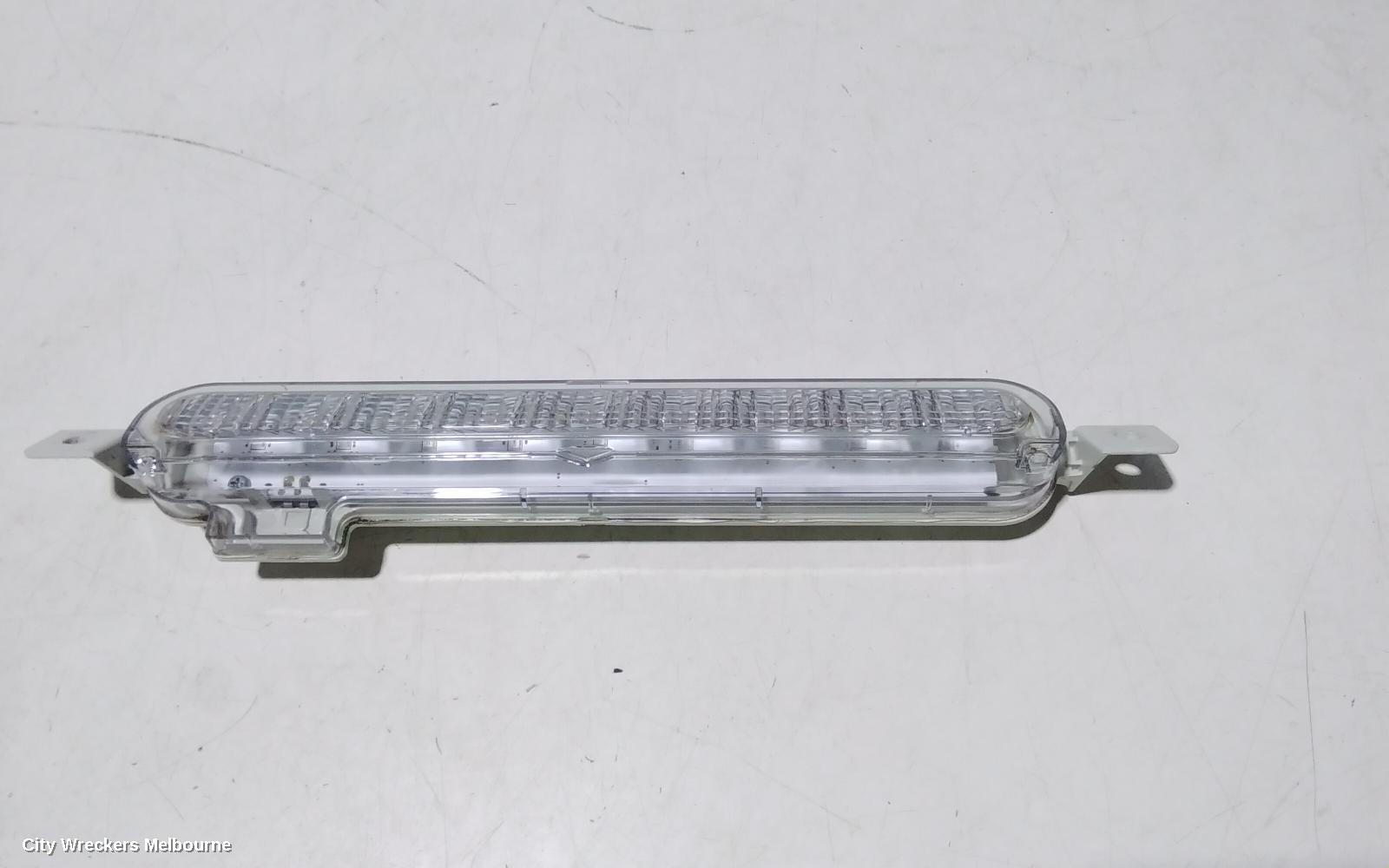 MITSUBISHI TRITON HIGH LEVEL STOPLIGHT, MQ-MR, 03/2015 - 10/2023