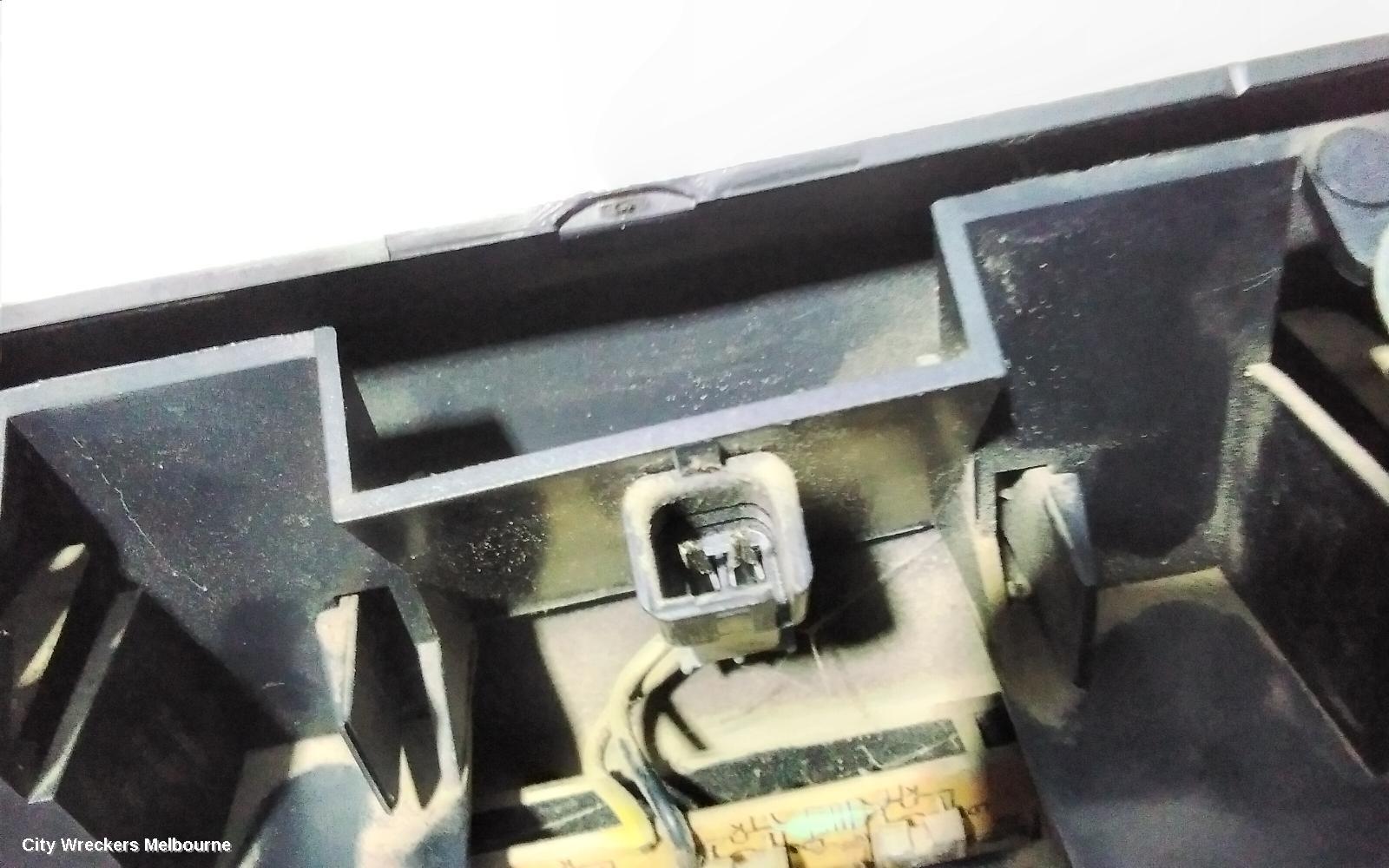 HOLDEN BARINA HIGH LEVEL STOPLIGHT, XC COMBO VAN 03/2001 - 09/2011