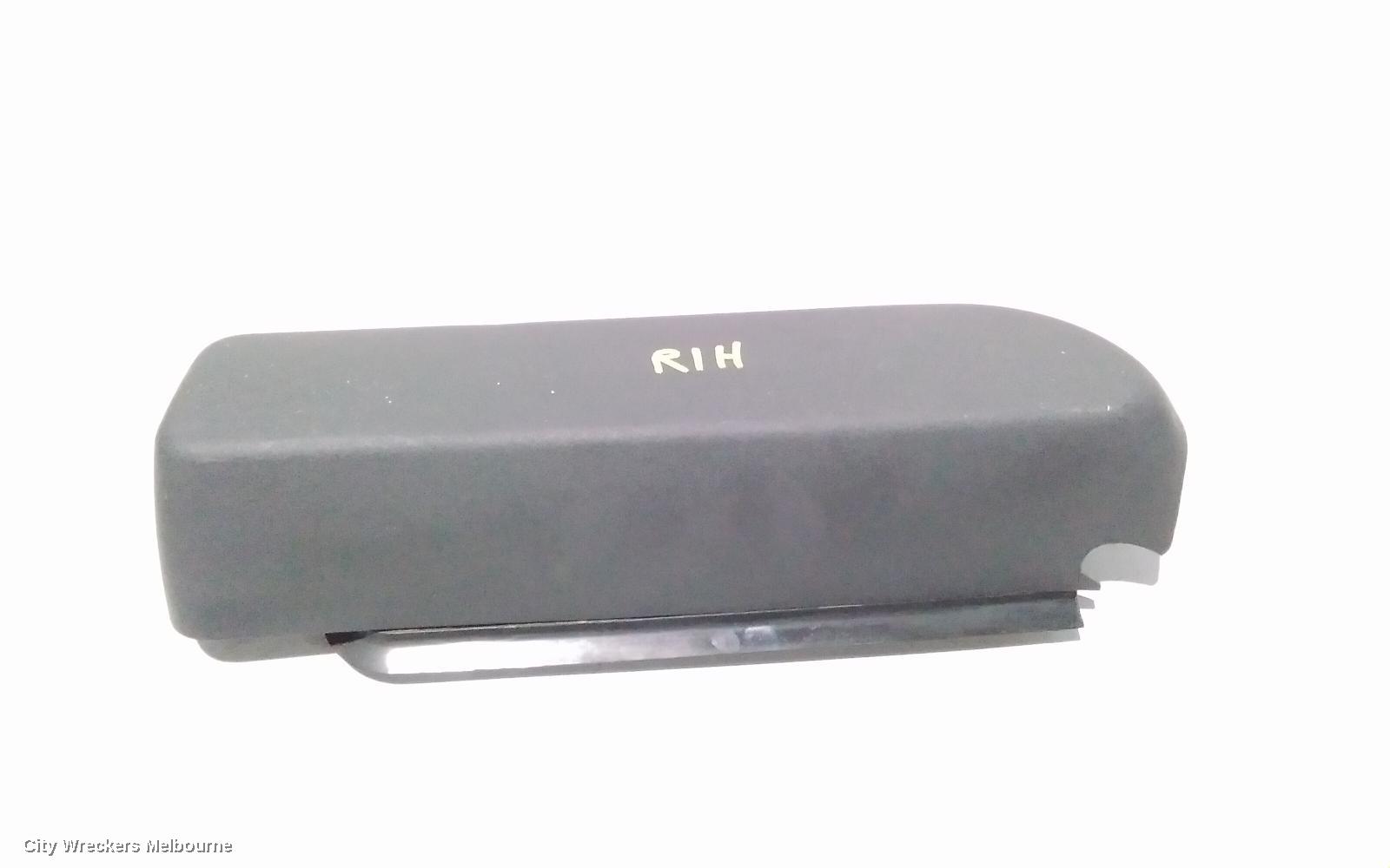 HOLDEN BARINA HIGH LEVEL STOPLIGHT, XC COMBO VAN 03/2001 - 09/2011