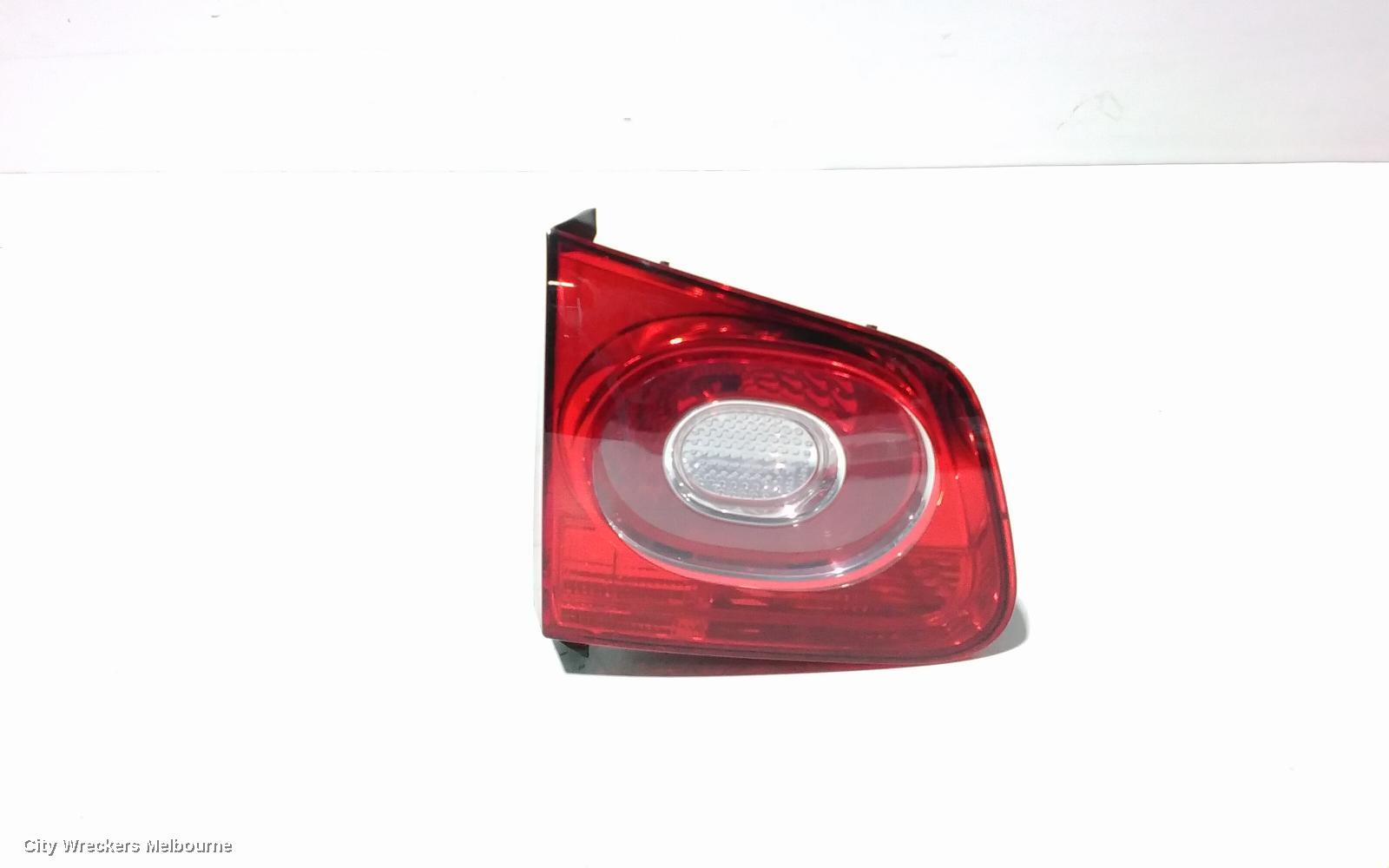 VOLKSWAGEN TIGUAN REAR GARNISH, TAILGATE LAMP (LH SIDE), 5N, 05/2008 - 06/2011