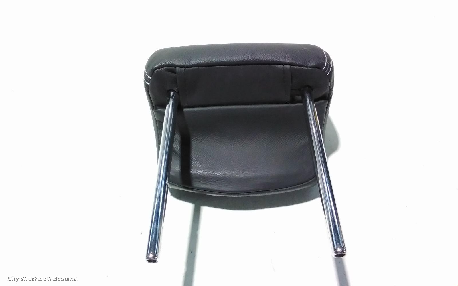 TOYOTA PRIUS HEADREST, ZVW40R, PRIUS V, RH REAR, 2ND ROW, LEATHER, BLACK, 06/2015 - 03/2021