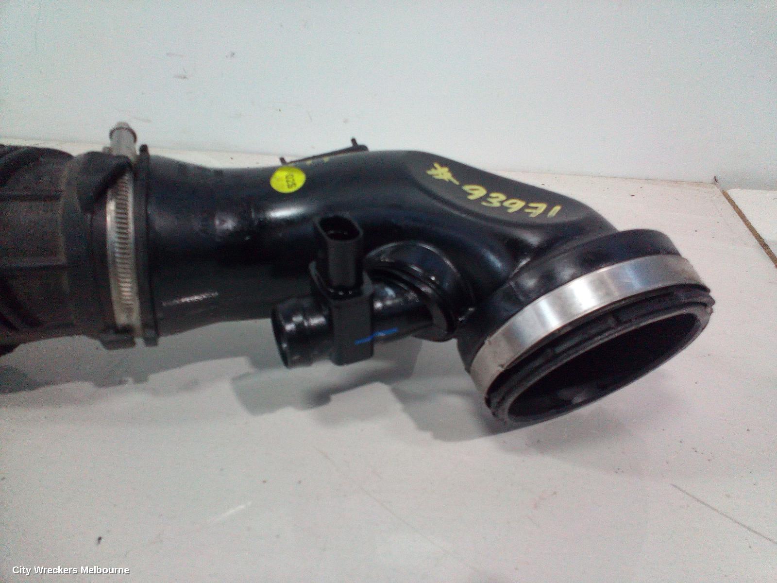 VOLKSWAGEN CRAFTER, SY1, 08/2017 ONWARDS, TURBO HOSE : 93971