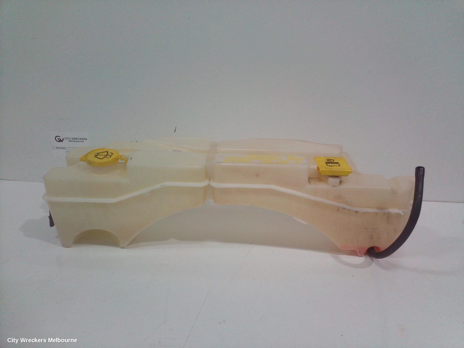 JEEP CHEROKEE WASHER BOTTLE, KK, PETROL, 11/2007 - 10/2012